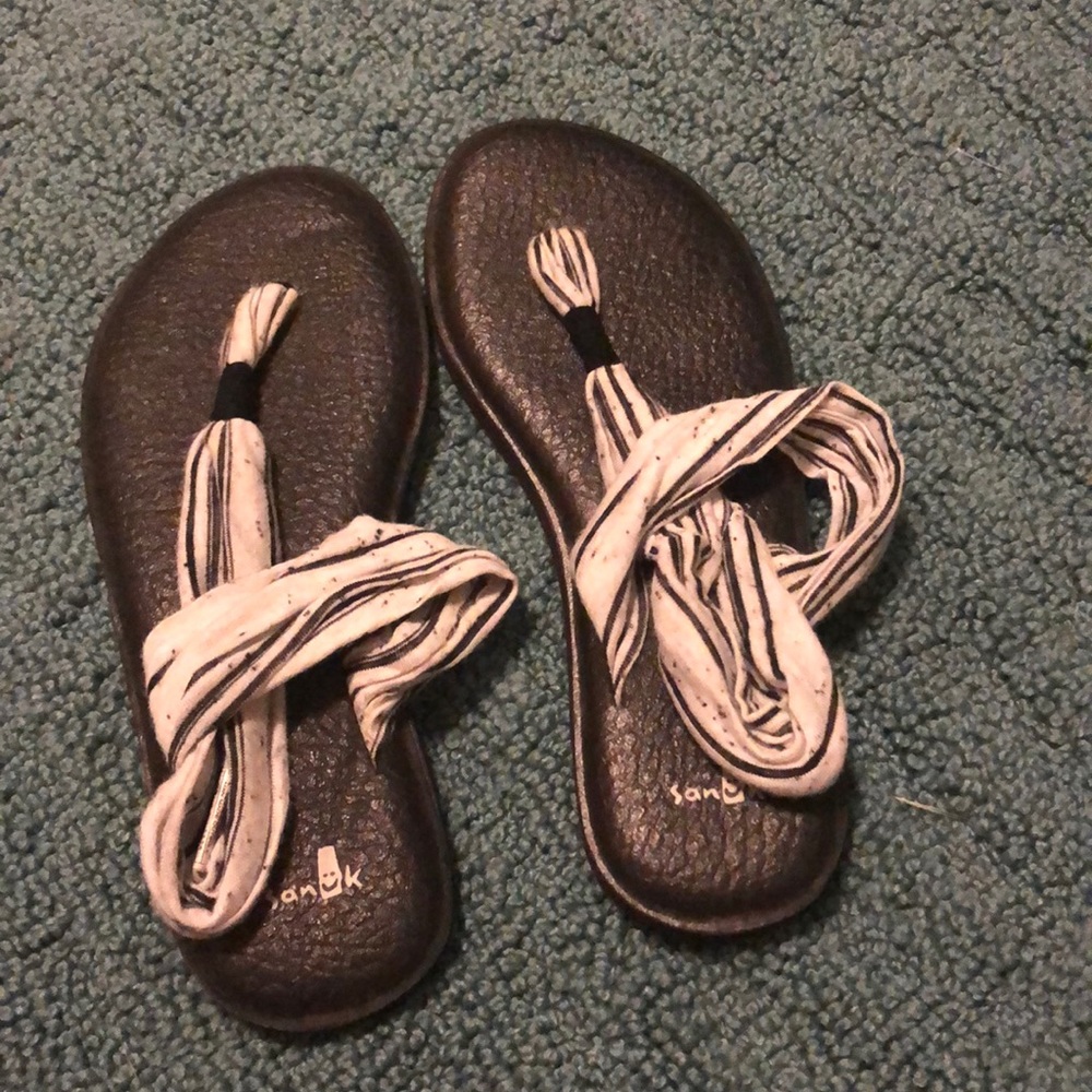 Yoga mat sandals